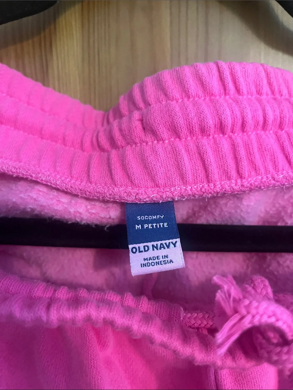 Old Navy Bright Pink Drawstring Sweatpants